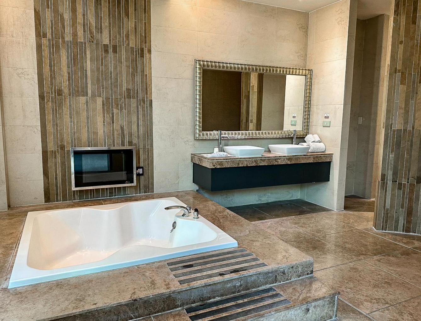 All-Ur Boutique Motel-Ping Tung Branch Pingtung Экстерьер фото
