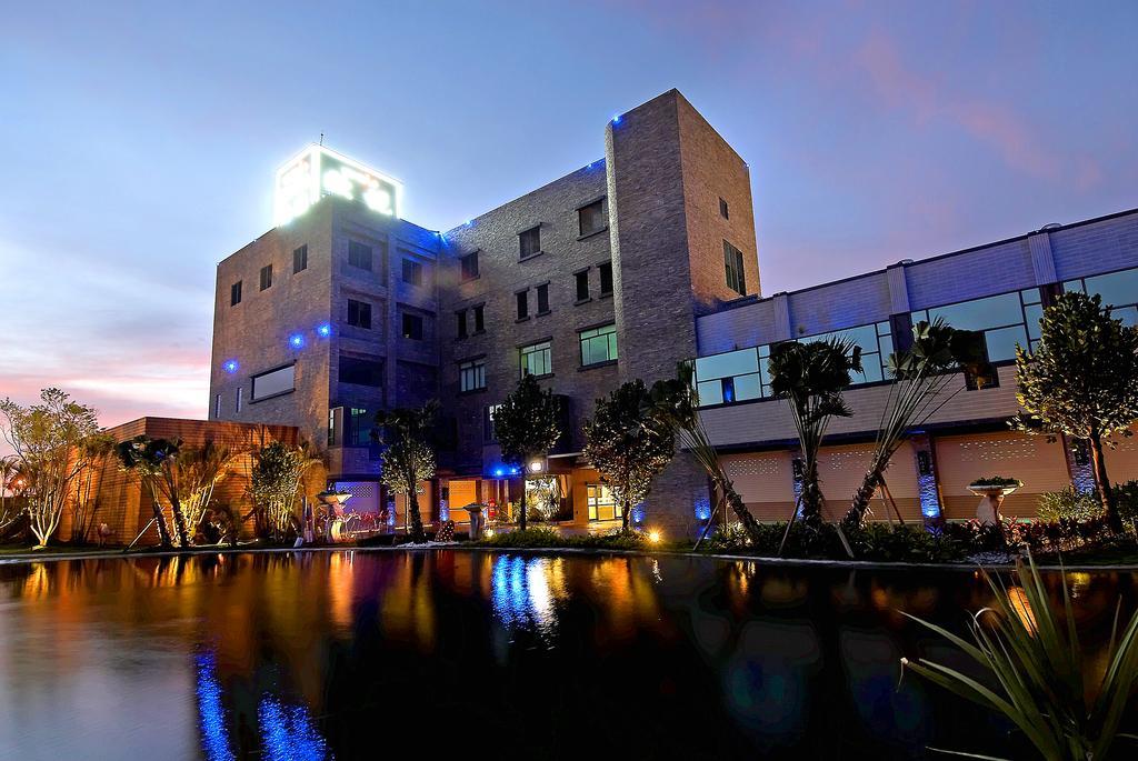 All-Ur Boutique Motel-Ping Tung Branch Pingtung Экстерьер фото