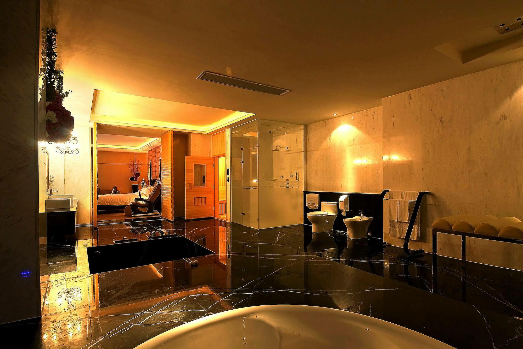 All-Ur Boutique Motel-Ping Tung Branch Pingtung Экстерьер фото