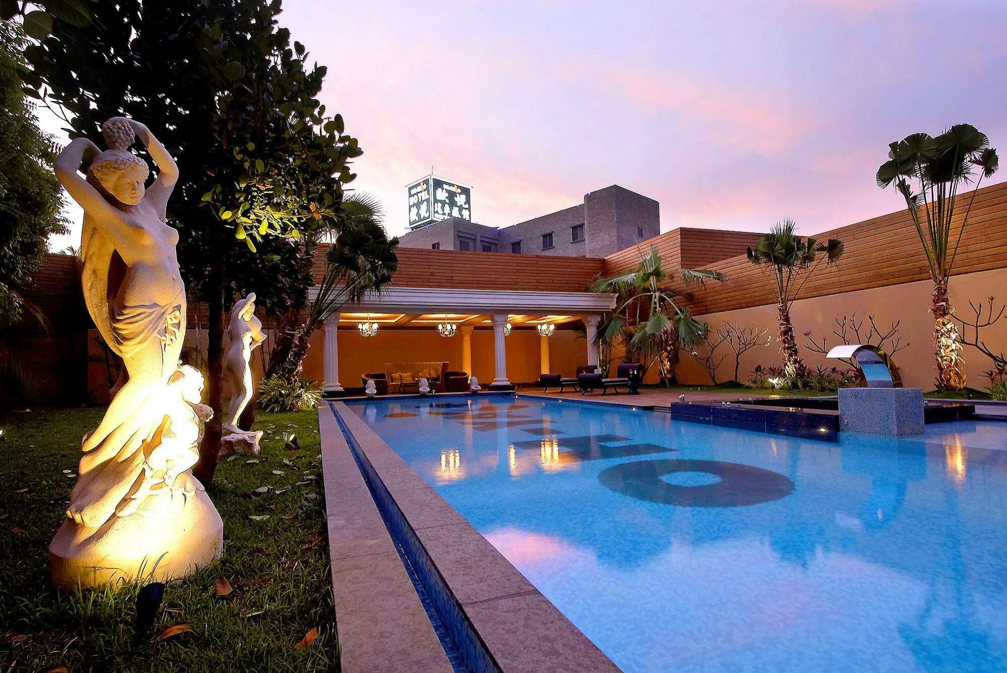 All-Ur Boutique Motel-Ping Tung Branch Pingtung Экстерьер фото
